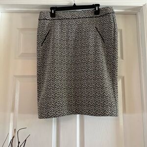 Susan Bristol Black and White, Faux Leather Corded Pencil Skirt Knee-Length